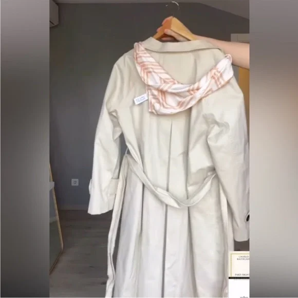 Zara Beige Trench Coat with scarf - Picture 12 of 13